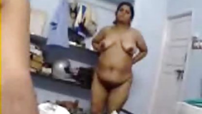 فاحشه toying کس خیس سکس خارجی زیبا خود را